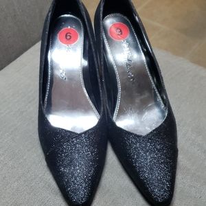 Giltter black 1/2 high heels